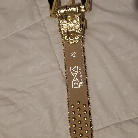 Belt - Picture 3 of 4